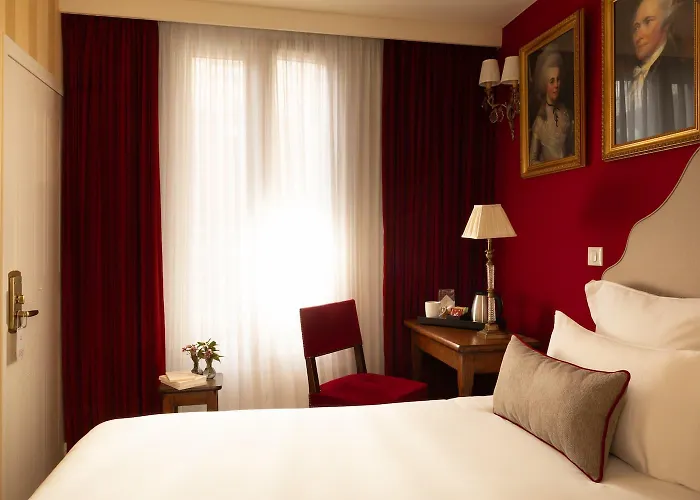 Hotel Des Deux Continents Paris
