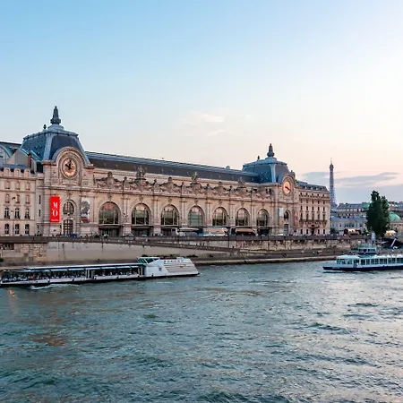 Des Deux Continents Paris
