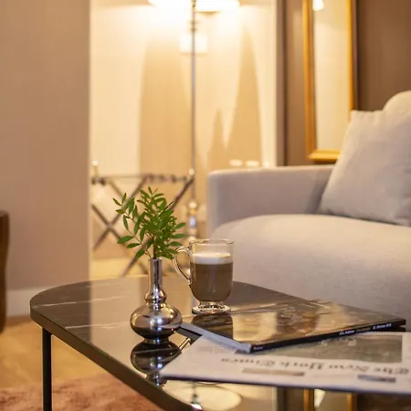 מלון Des Deux Continents