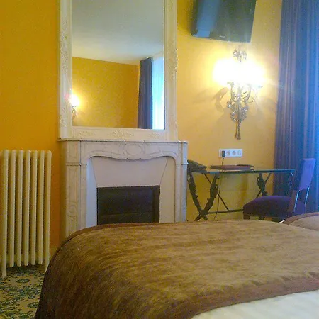 Des Deux Continents Hotel Paris