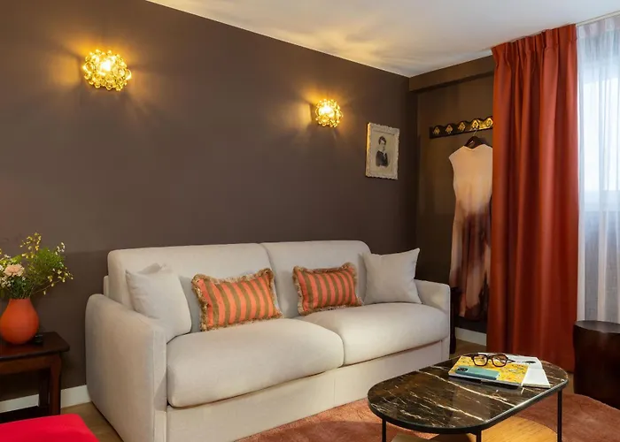 Des Deux Continents 3* Paris