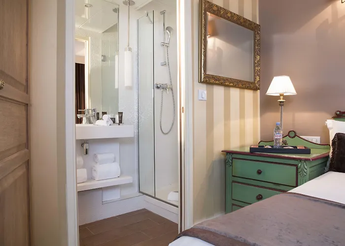 Hotel Des Deux Continents Paris