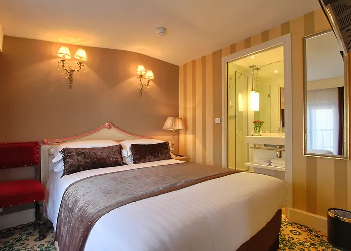 Des Deux Continents Hotell Paris