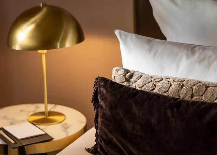 Des Deux Continents 3* Paris