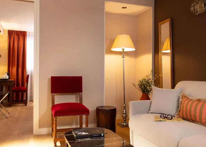 Hotel Des Deux Continents Paris