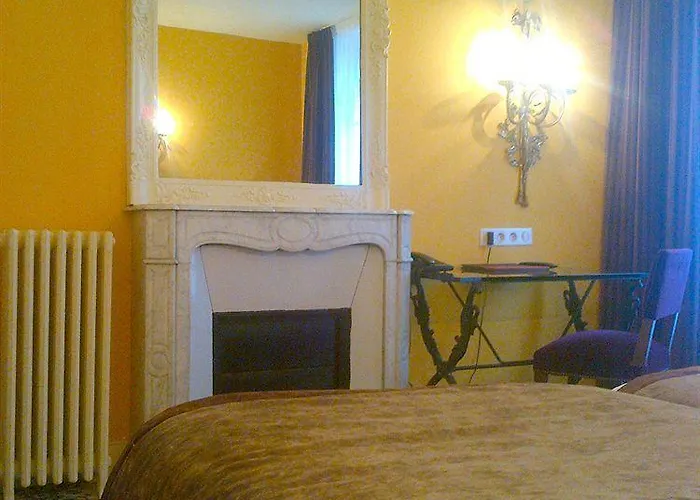 Des Deux Continents Hotel Paris