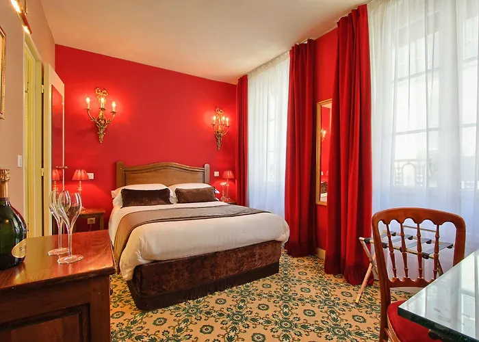 Hotel Des Deux Continents Paris