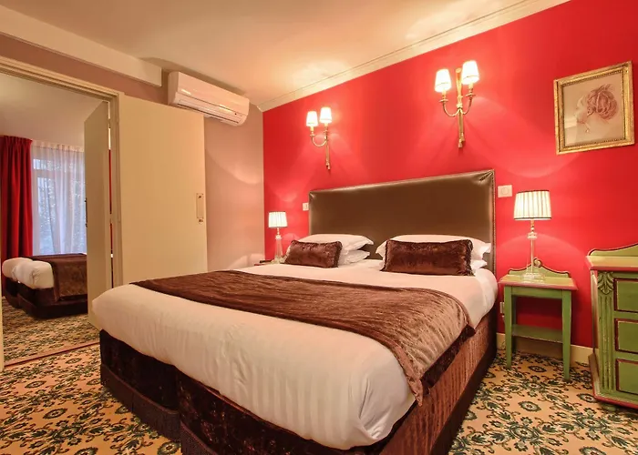 Des Deux Continents Hotel