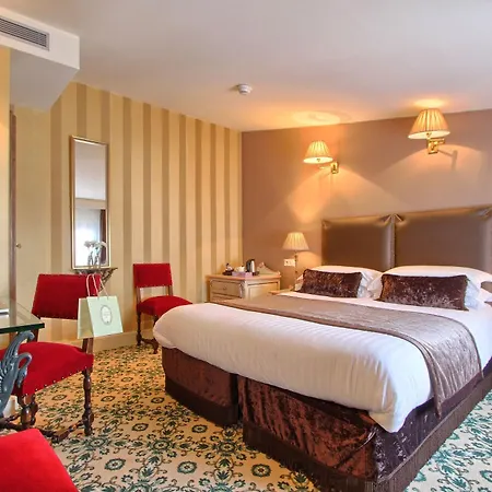 Hotel Des Deux Continents Paris