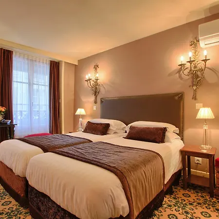 Des Deux Continents Hotel Paris